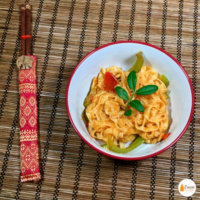 Thai curry szósz gluténmentes rizstésztával